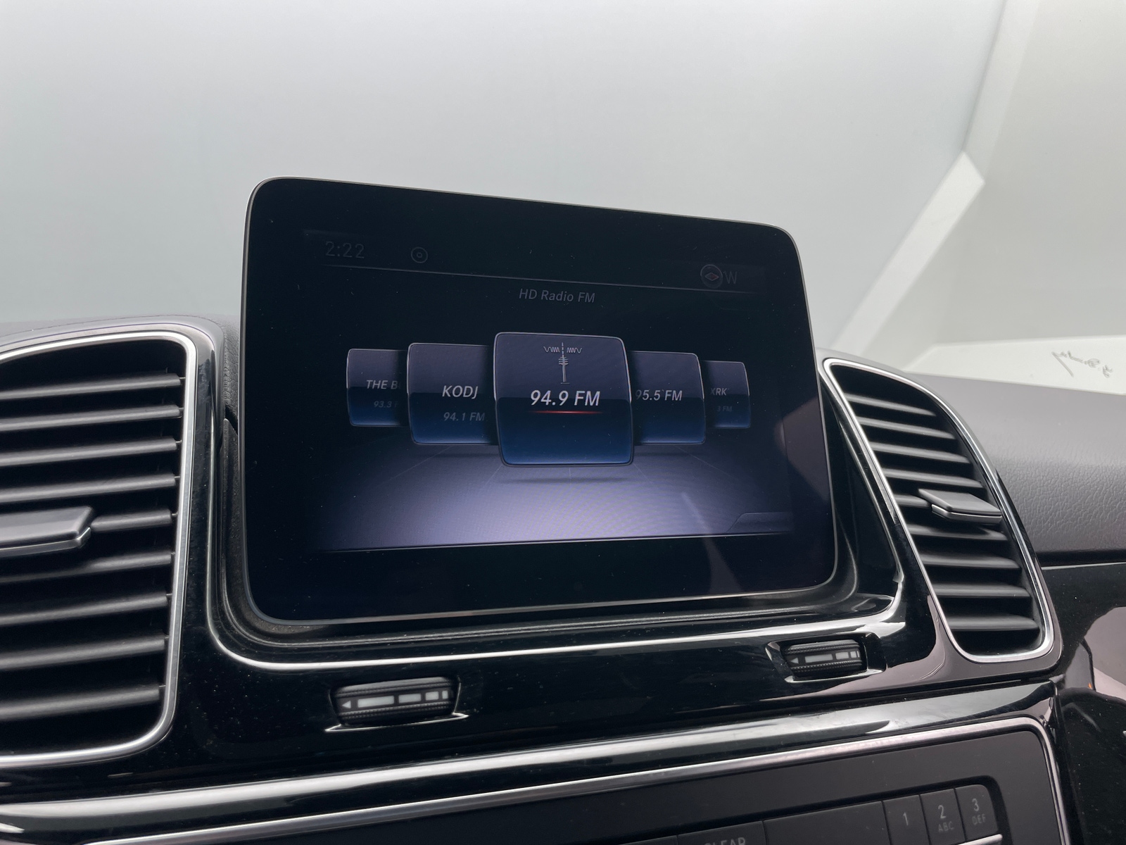 Thumbnail: 2018 Mercedes-Benz GLE - 3