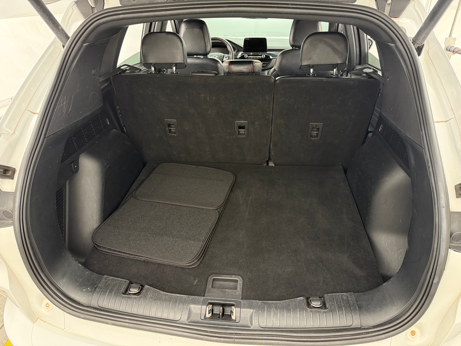 Thumbnail: 2023 Ford Escape - 7