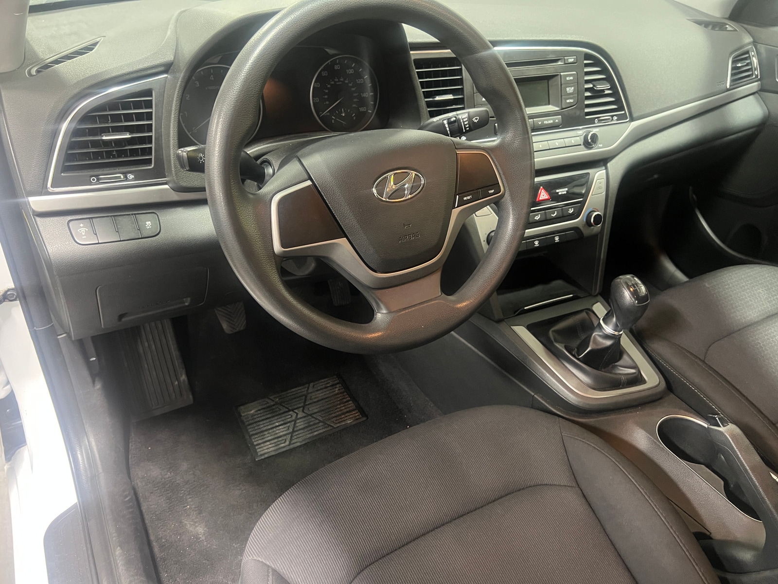 Thumbnail: 2018 Hyundai Elantra - 3