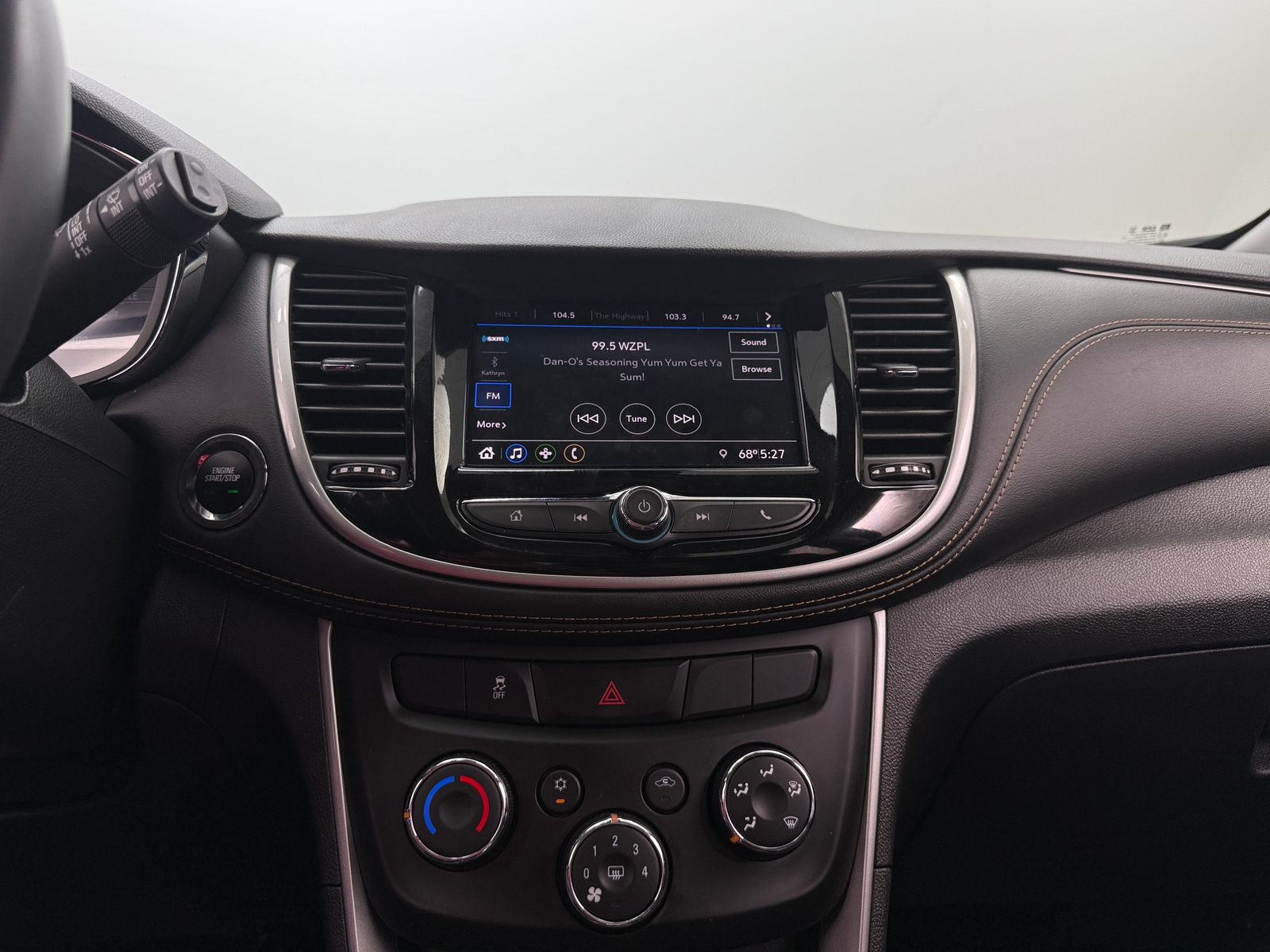 Thumbnail: 2020 Chevrolet Trax - 4