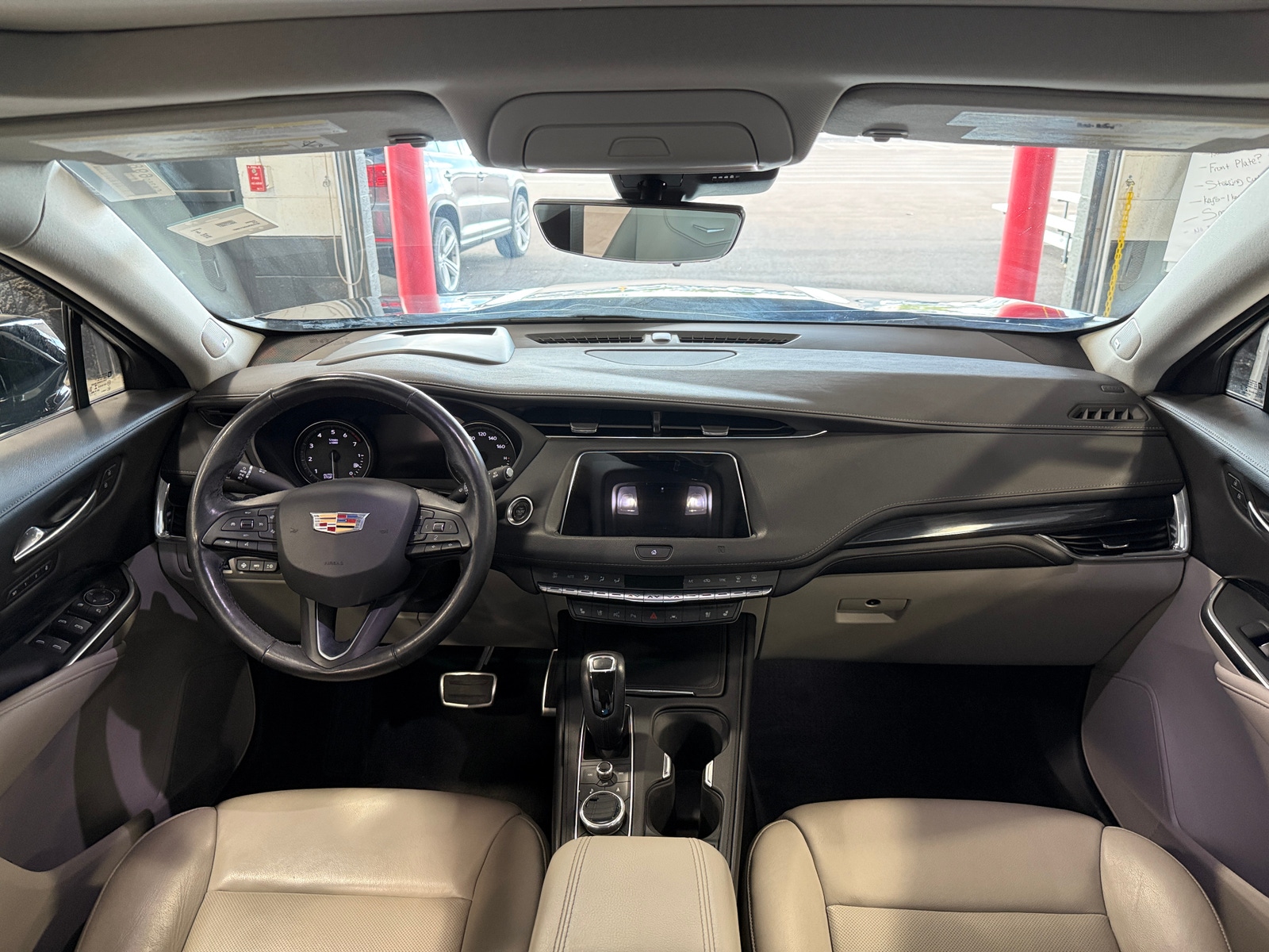 Thumbnail: 2019 Cadillac XT4 - 2