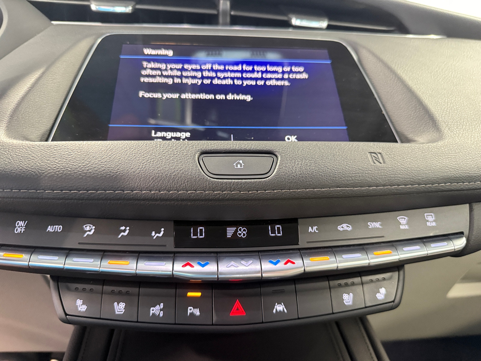 Thumbnail: 2019 Cadillac XT4 - 3