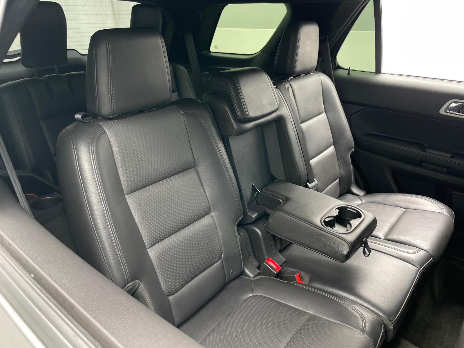 Thumbnail: 2014 Ford Explorer - 5