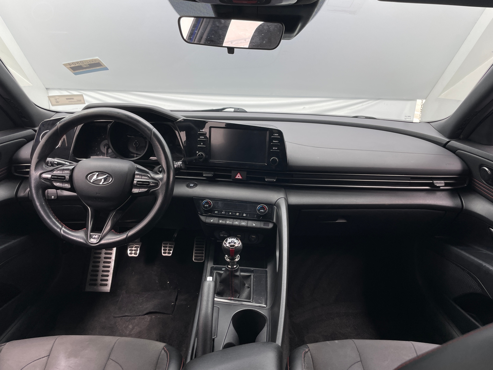 Thumbnail: 2022 Hyundai Elantra - 3
