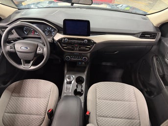 2020 Ford Escape SE Sport photo 5