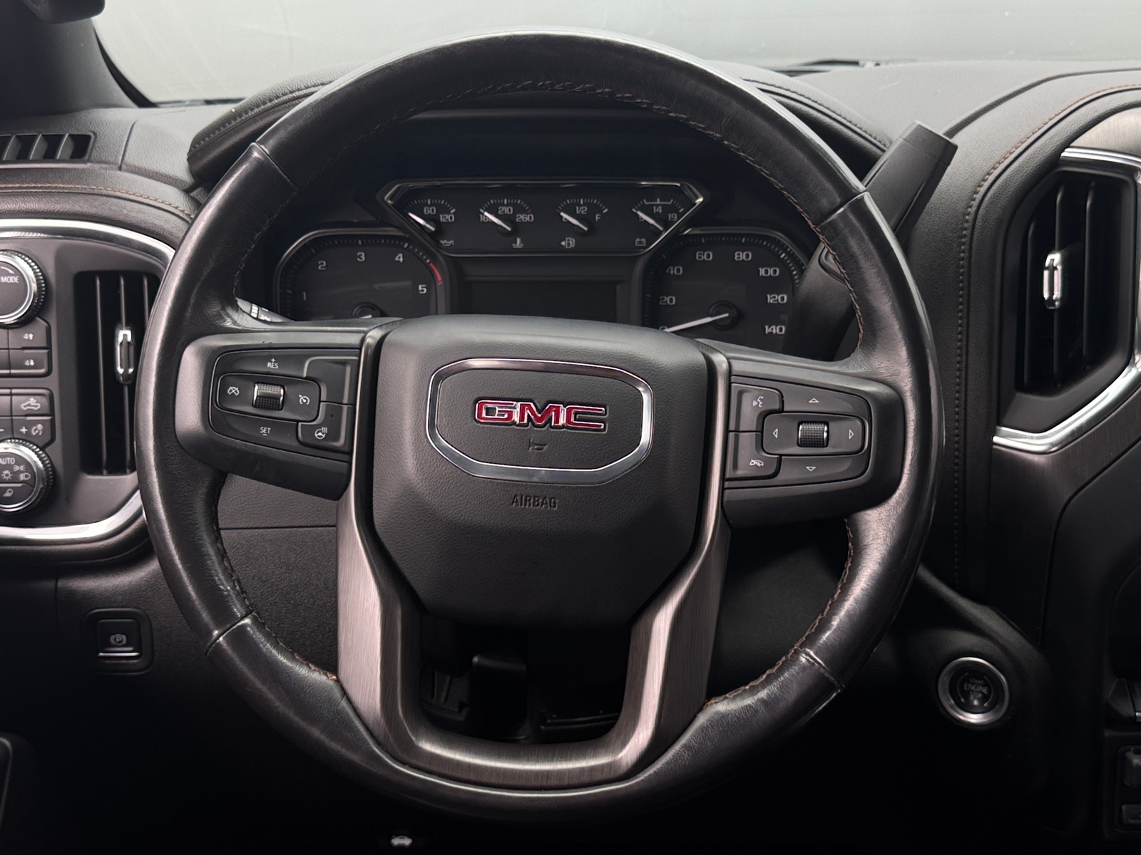 Thumbnail: 2022 GMC Sierra 3500 - 4