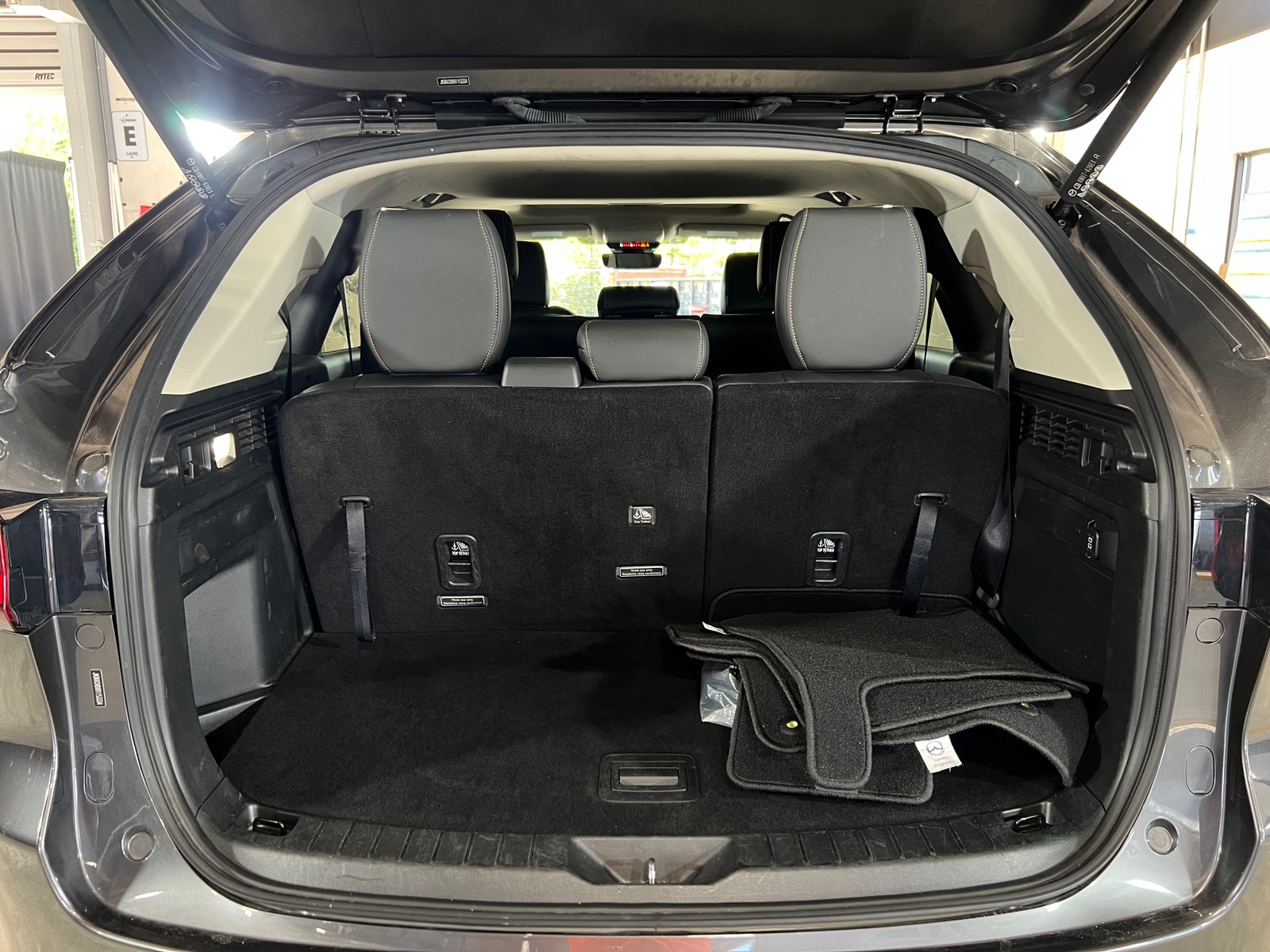 Thumbnail: 2024 Mazda CX-90 - 6