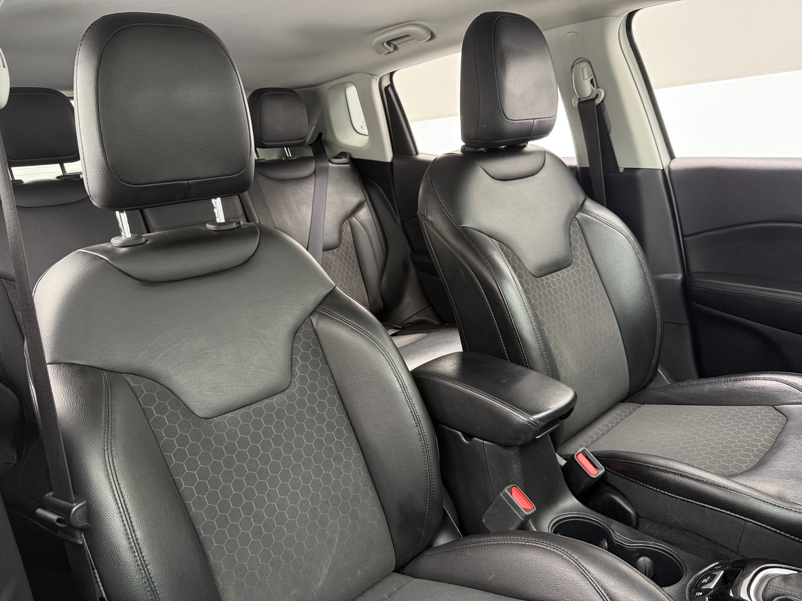 Thumbnail: 2018 Jeep Compass - 2