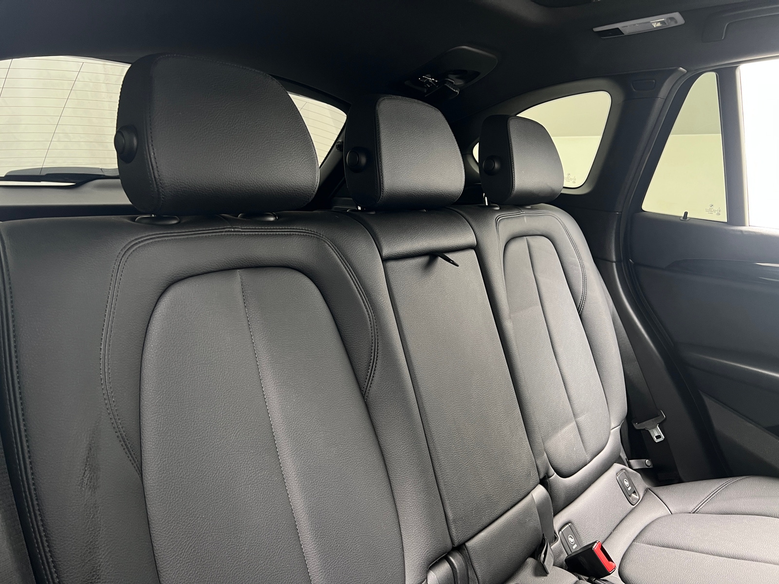 Thumbnail: 2020 BMW X1 - 6