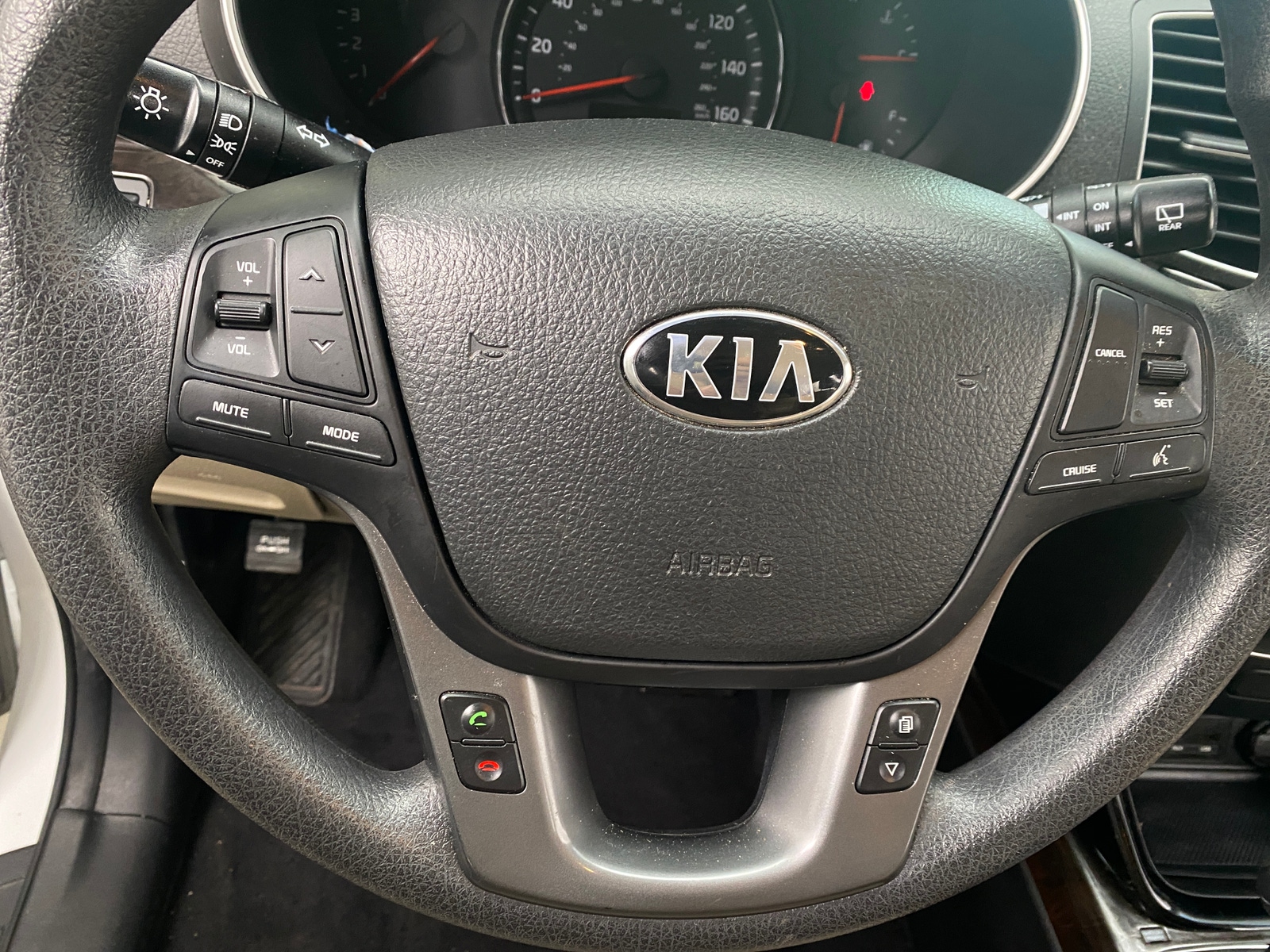 Thumbnail: 2014 Kia Sorento - 5