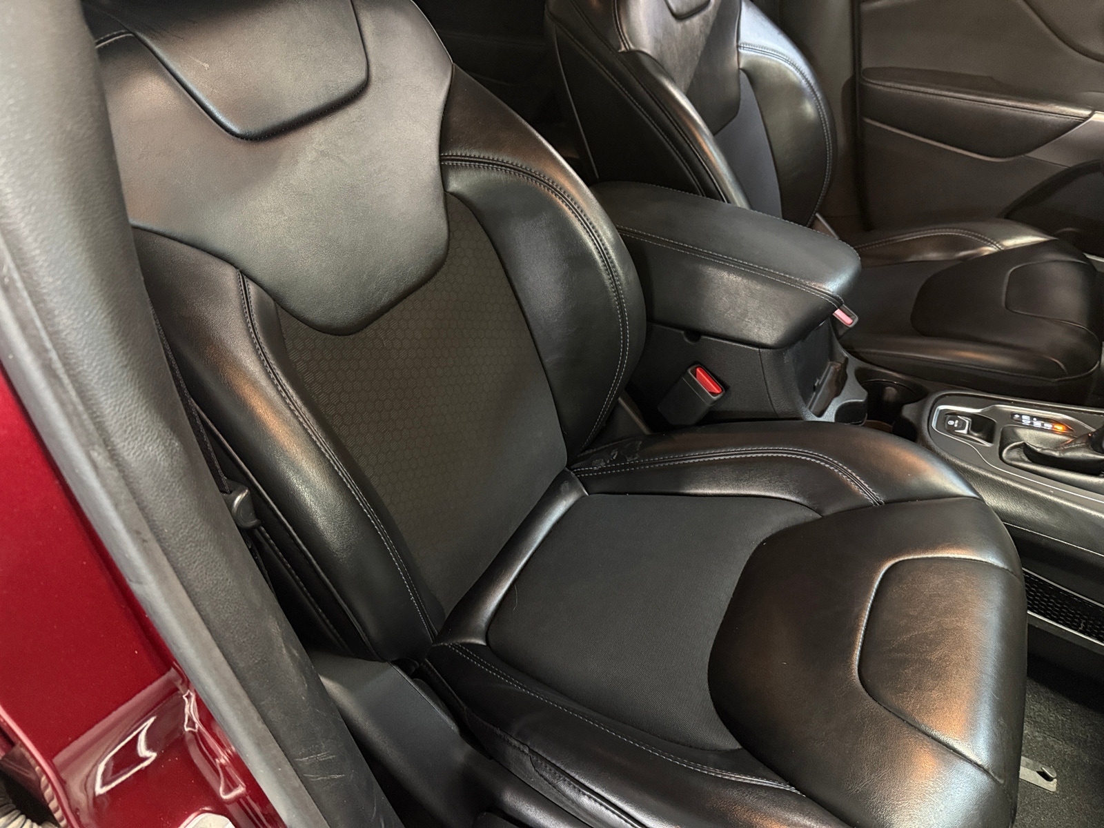 Thumbnail: 2019 Jeep Cherokee - 2