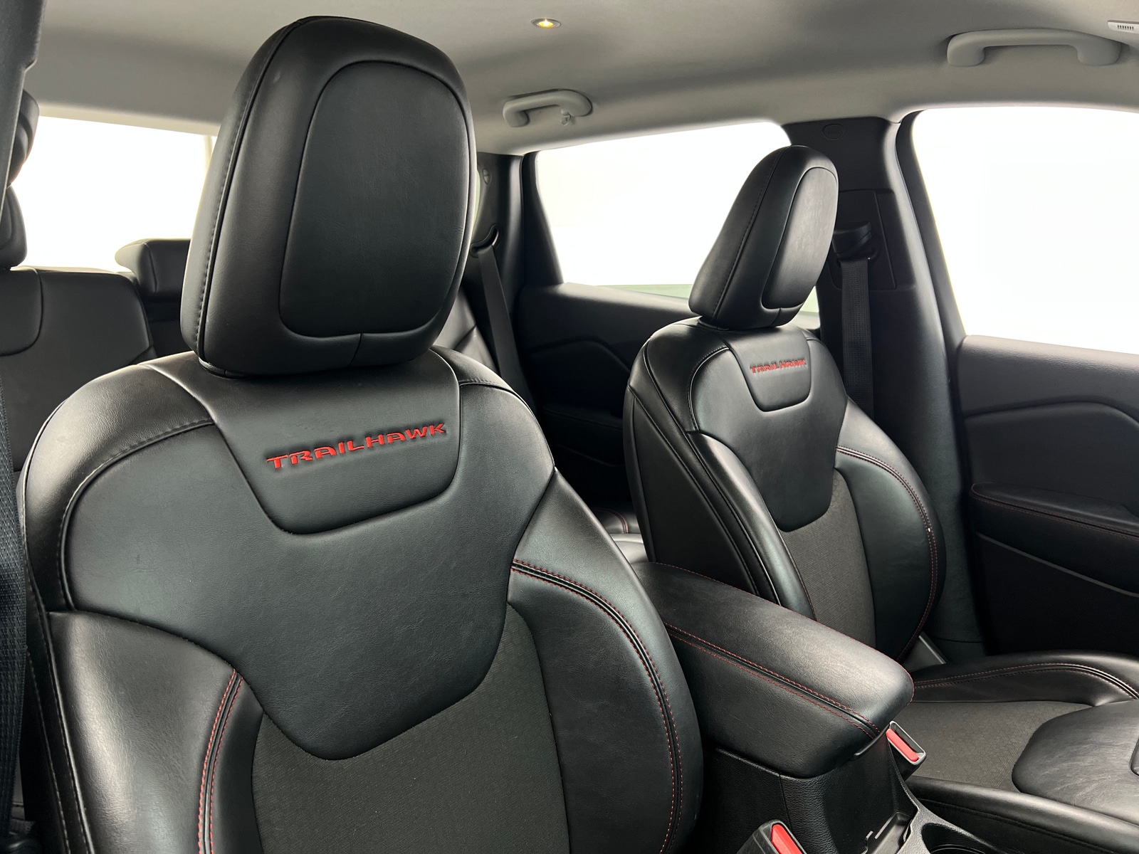 Thumbnail: 2019 Jeep Cherokee - 2