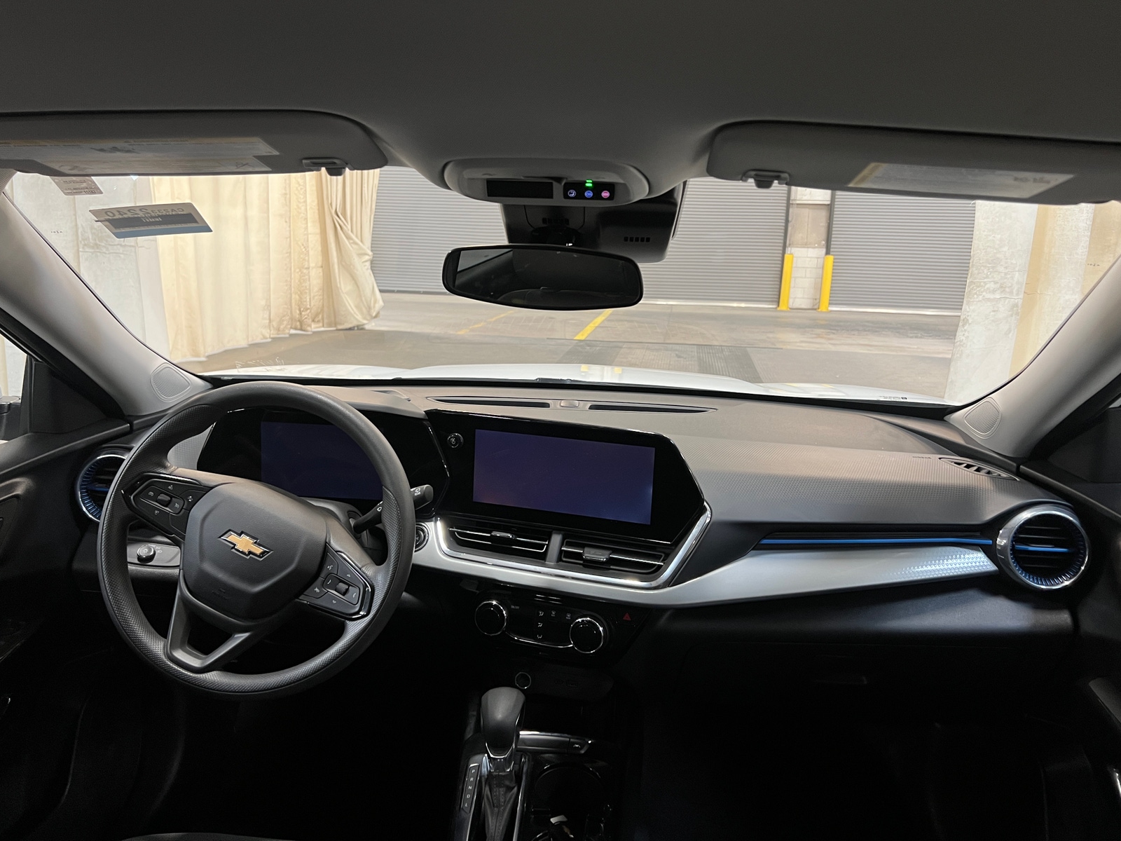 Thumbnail: 2025 Chevrolet Trax - 3
