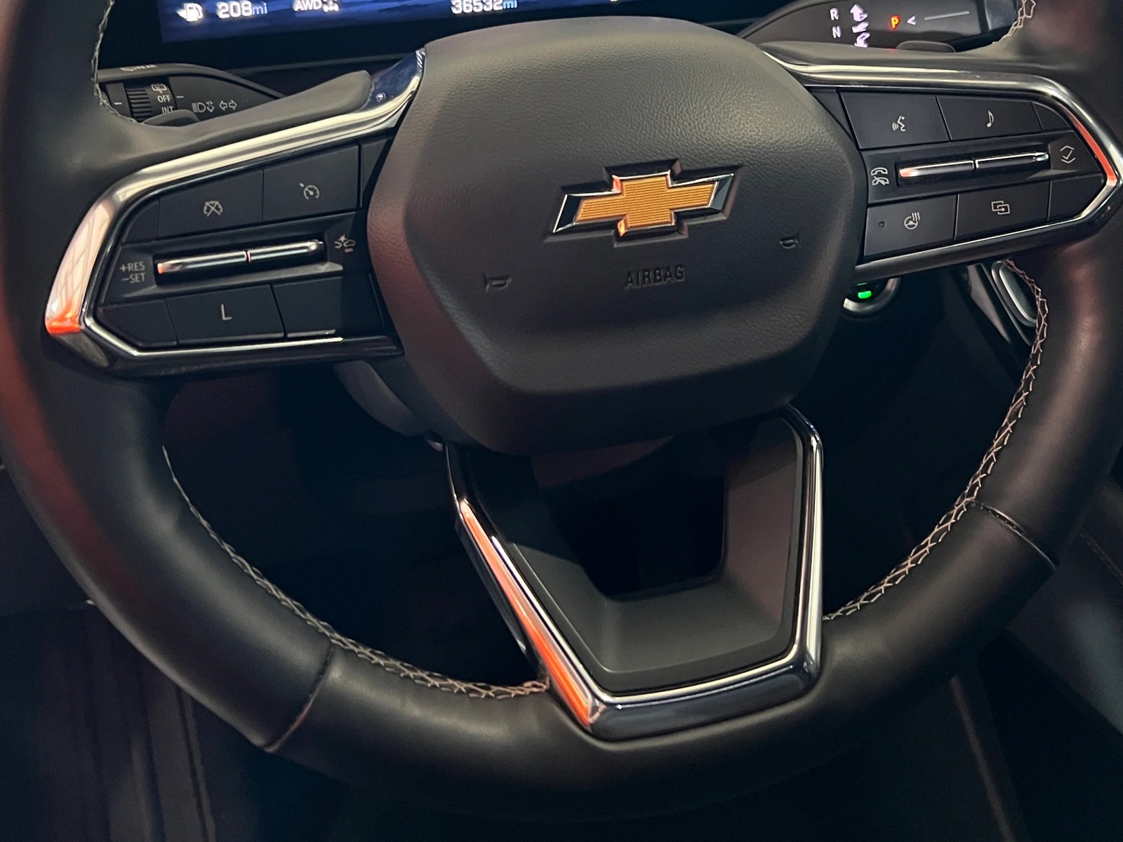 Thumbnail: 2024 Chevrolet Traverse - 5