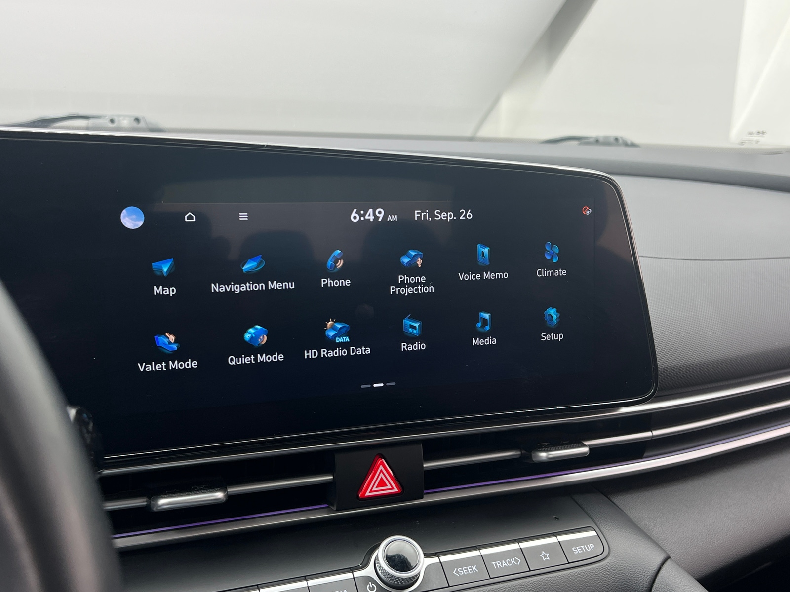Thumbnail: 2024 Hyundai Elantra - 3