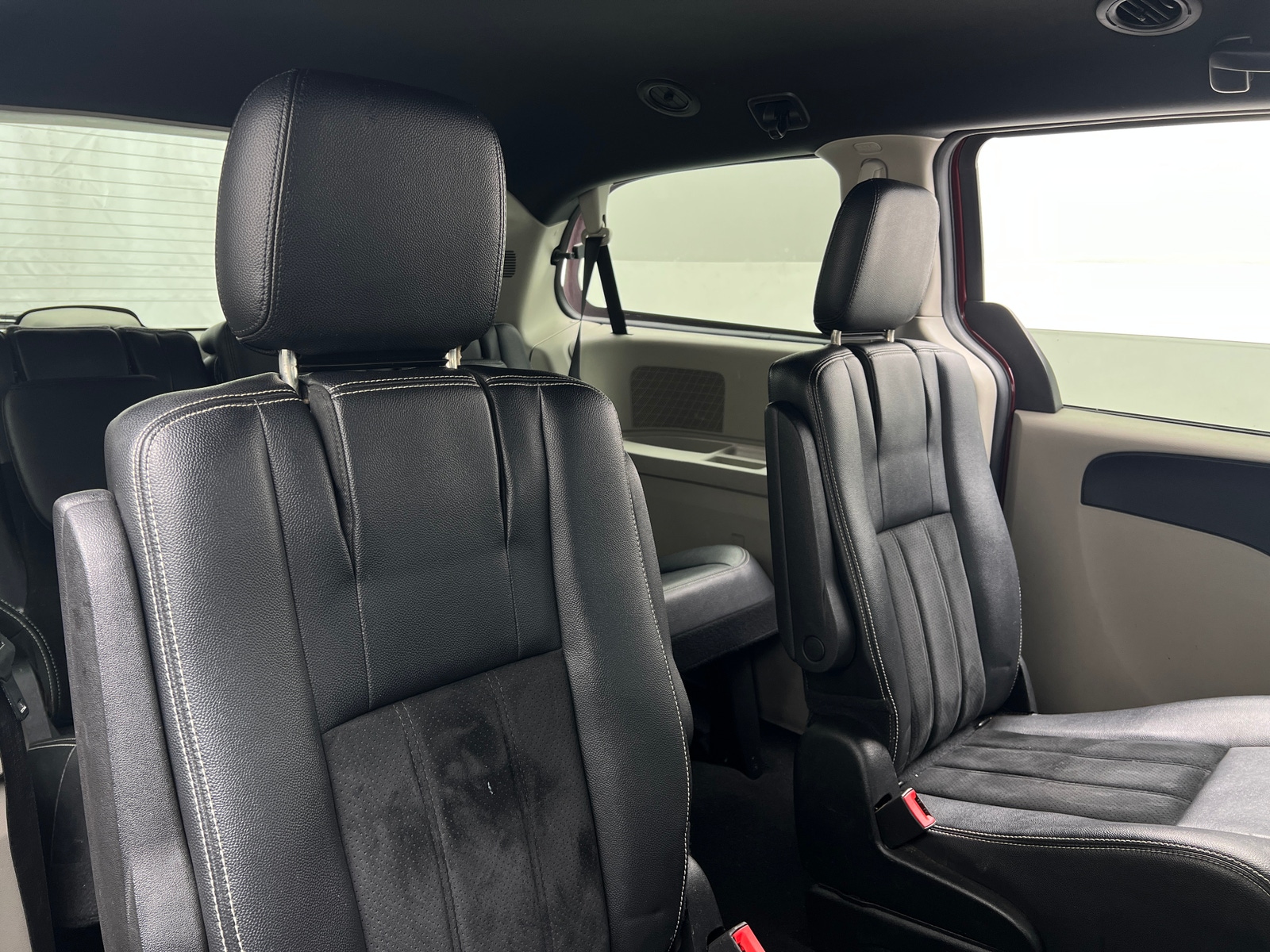 Thumbnail: 2018 Dodge Grand Caravan - 5