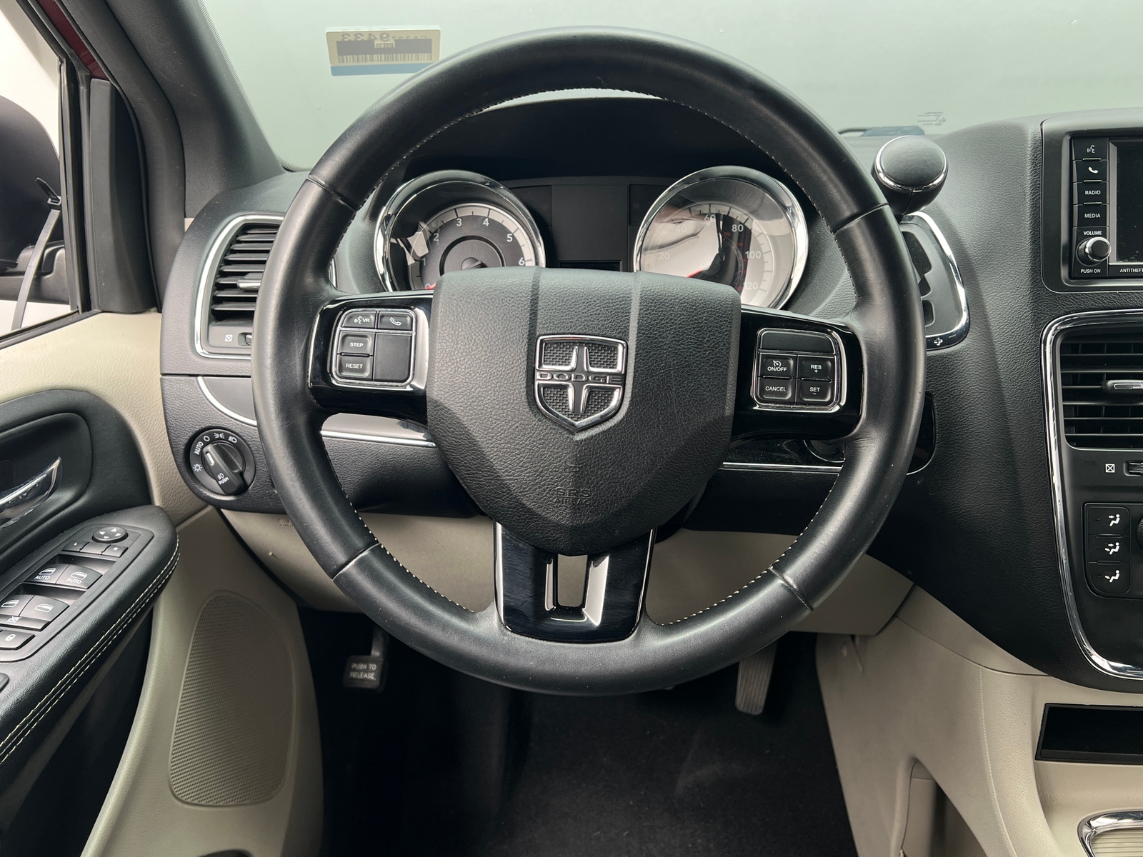 Thumbnail: 2018 Dodge Grand Caravan - 4