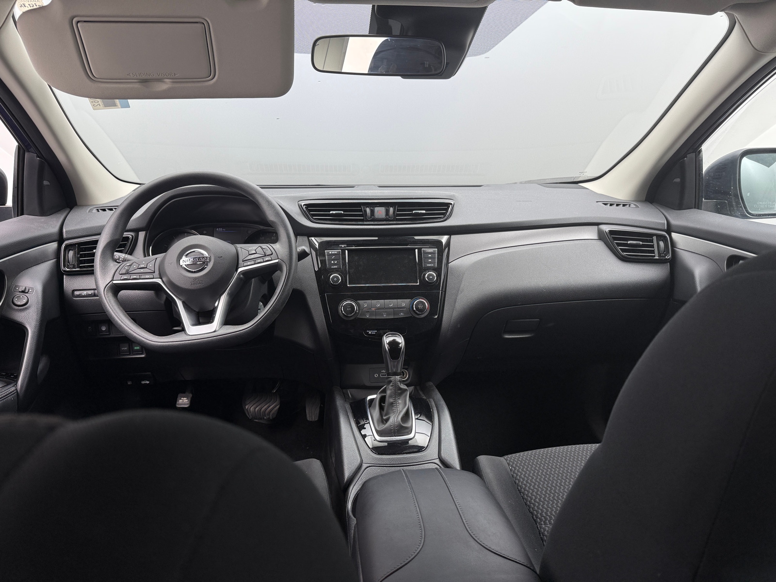 Thumbnail: 2022 Nissan Rogue Sport - 3