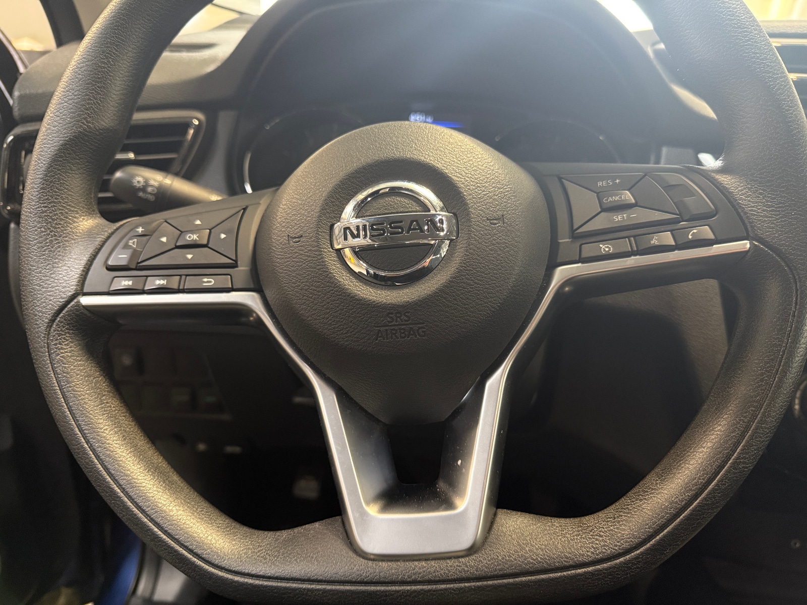 Thumbnail: 2022 Nissan Rogue Sport - 5