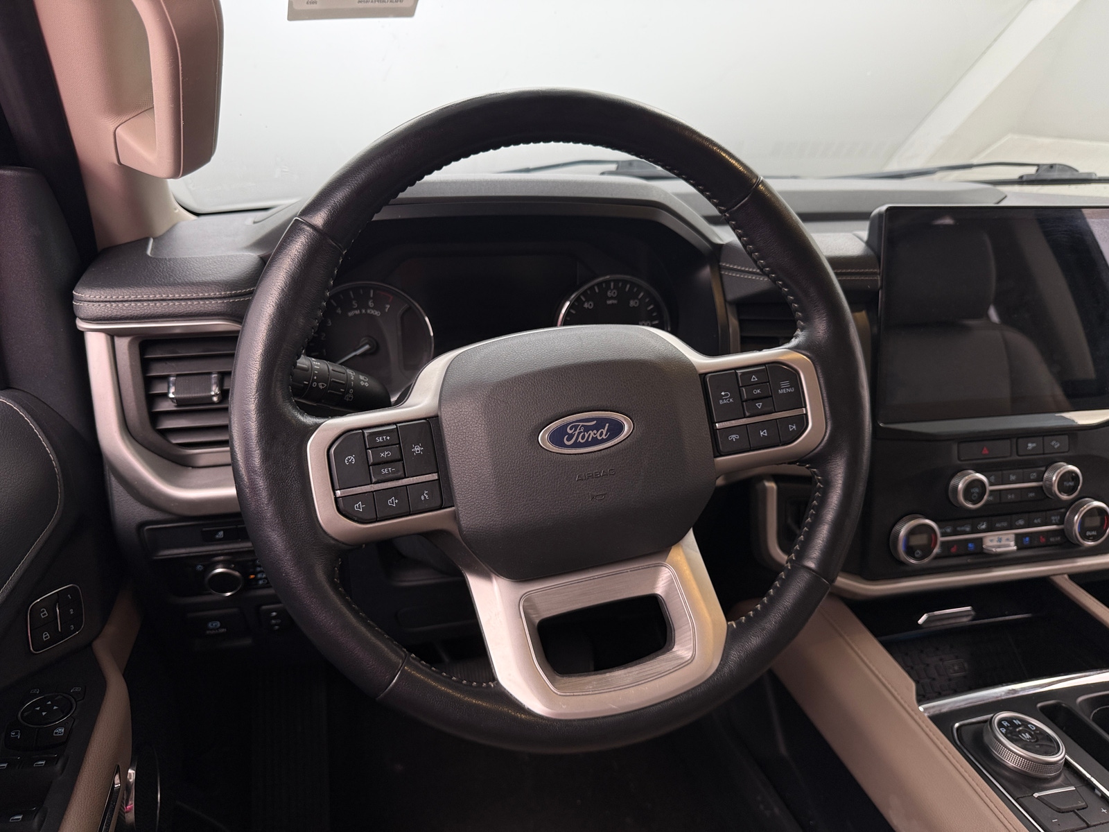Thumbnail: 2023 Ford Expedition MAX - 4