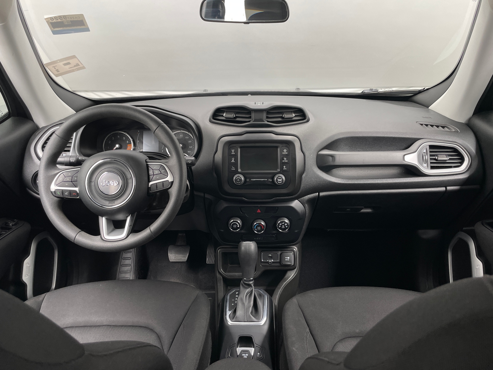 Thumbnail: 2020 Jeep Renegade - 3