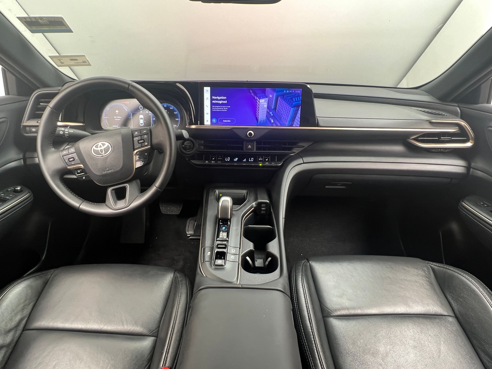 Thumbnail: 2023 Toyota Crown - 3