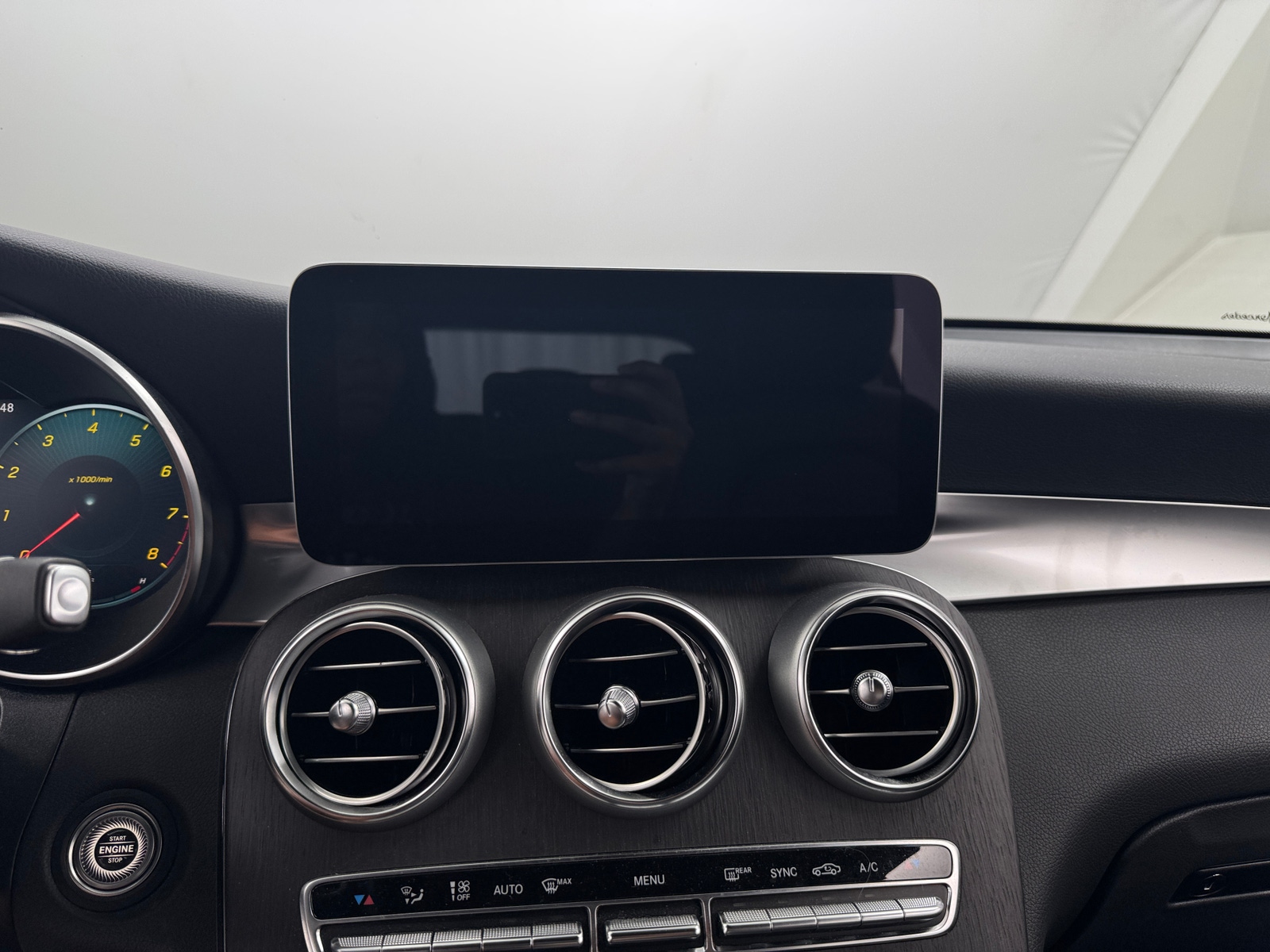 Thumbnail: 2022 Mercedes-Benz GLC - 3