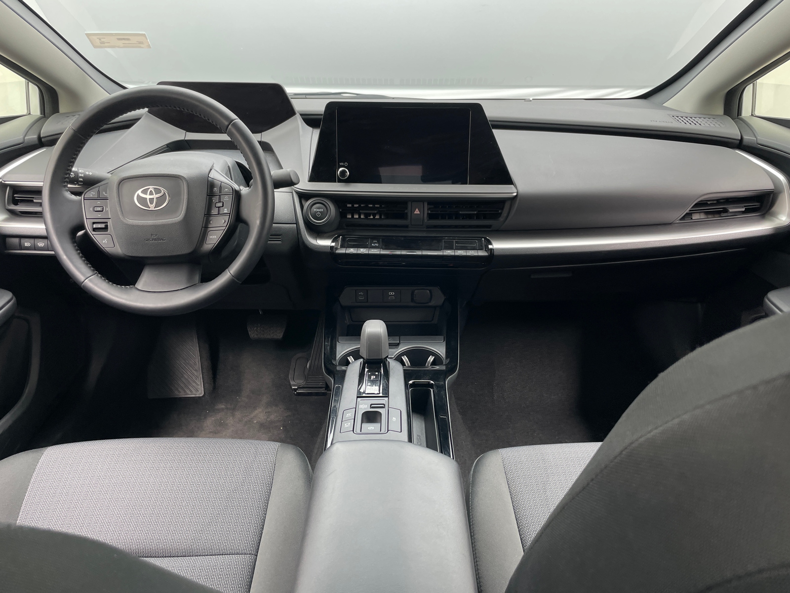 Thumbnail: 2025 Toyota Prius - 3
