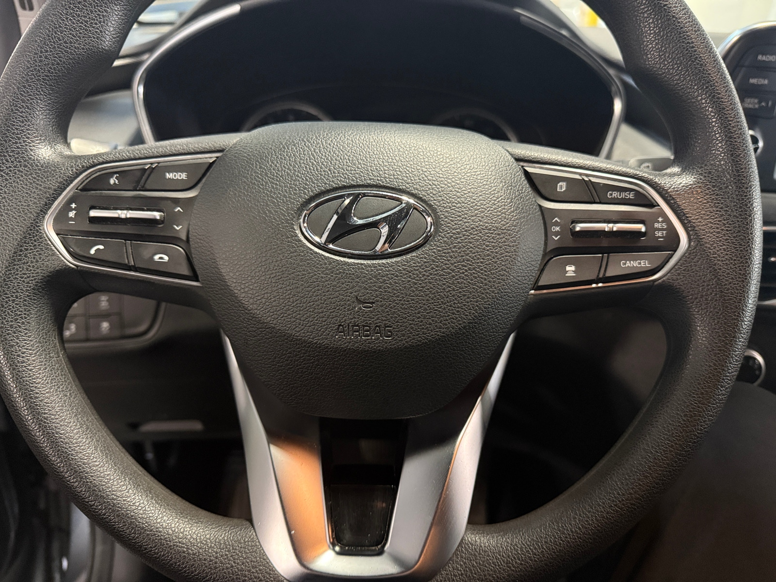 Thumbnail: 2019 Hyundai Santa Fe - 5