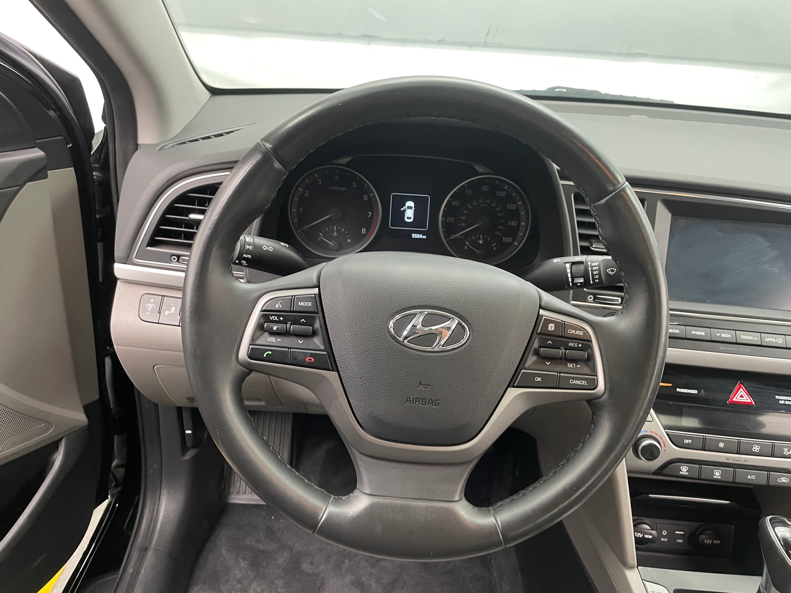 Thumbnail: 2018 Hyundai Elantra - 5
