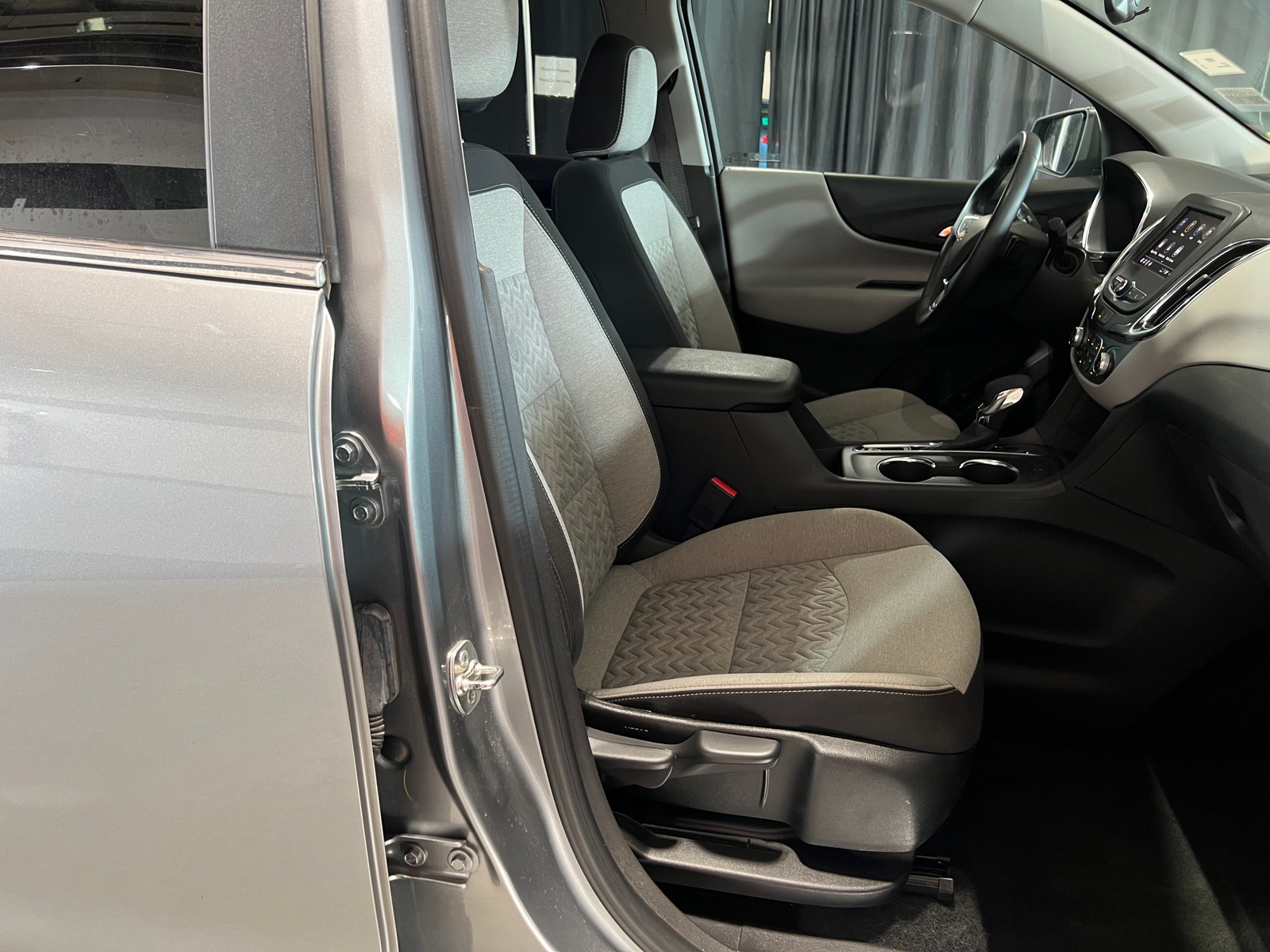 Thumbnail: 2024 Chevrolet Equinox - 2
