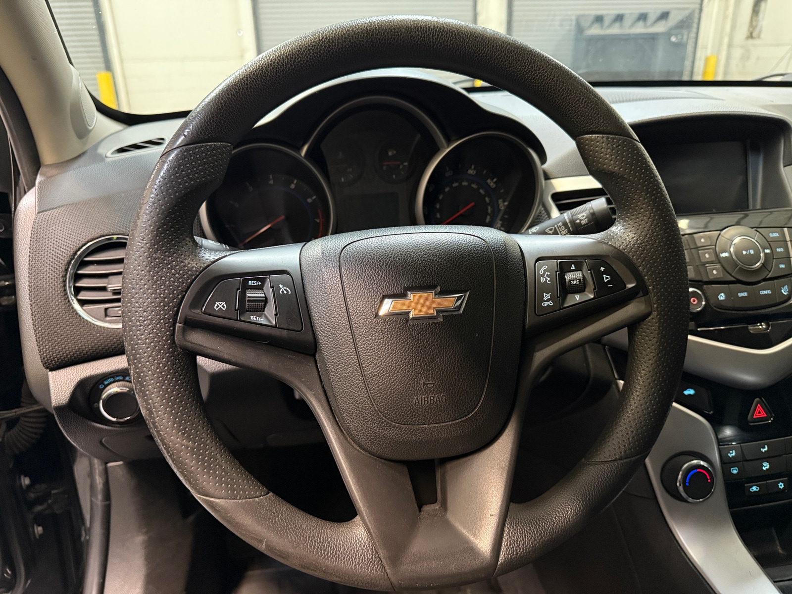 Thumbnail: 2016 Chevrolet Cruze - 5