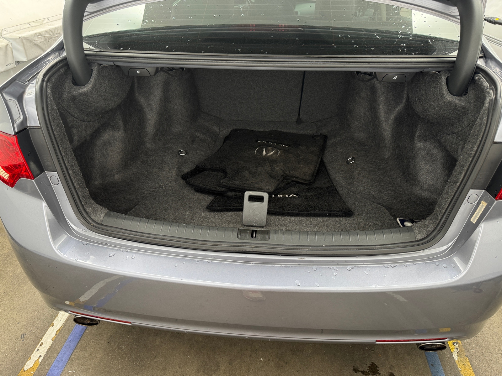 Thumbnail: 2011 Acura TSX - 6