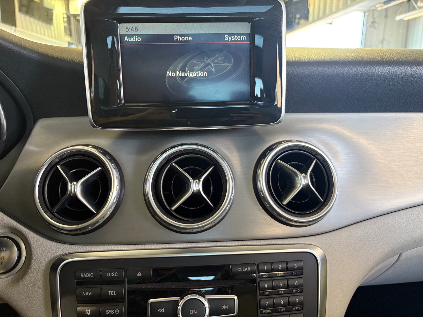 Thumbnail: 2015 Mercedes-Benz GLA - 3