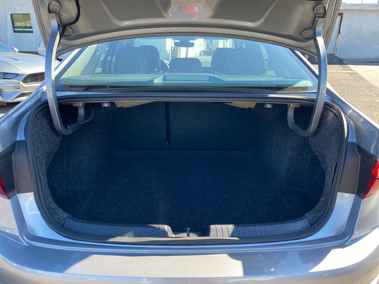 Thumbnail: 2025 Volkswagen Jetta - 6