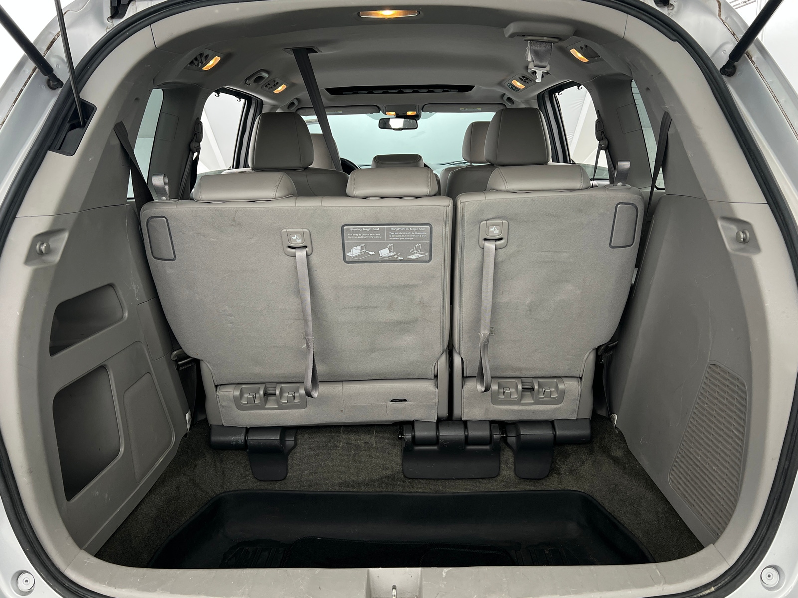 Thumbnail: 2014 Honda Odyssey - 6