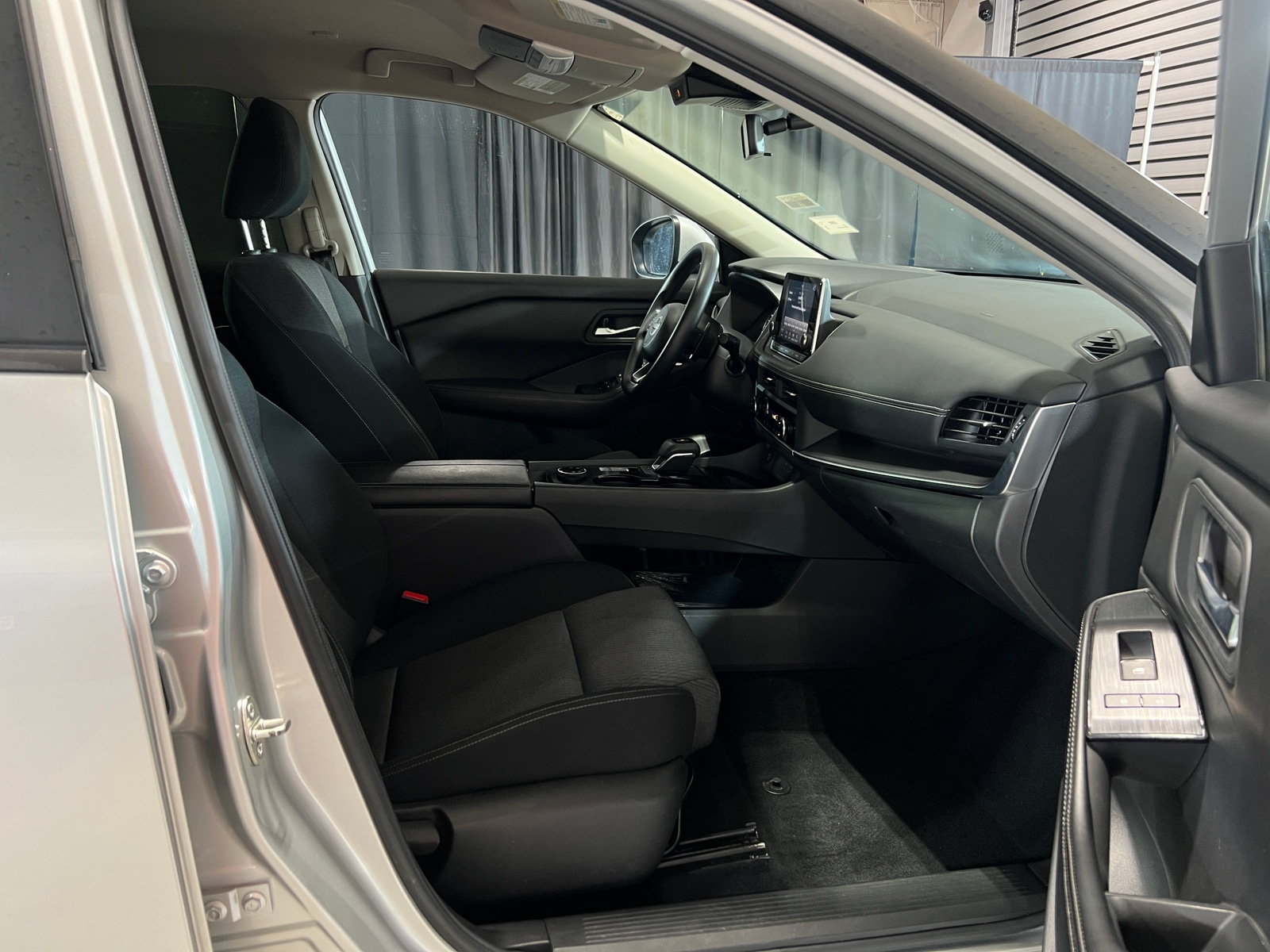 Thumbnail: 2024 Nissan Rogue - 2