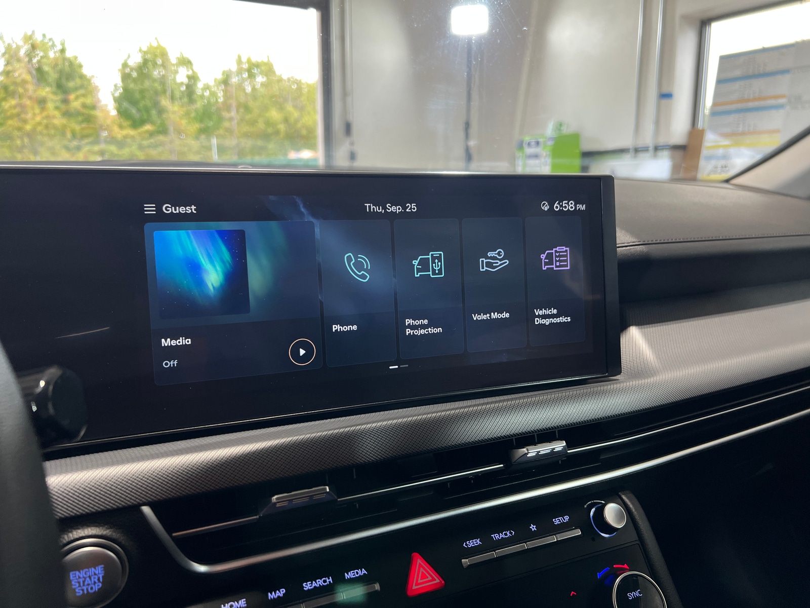 Thumbnail: 2024 Hyundai Sonata - 4