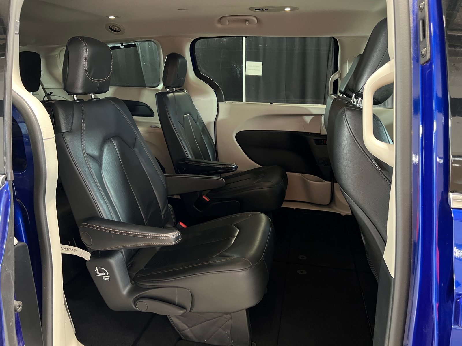 Thumbnail: 2020 Chrysler Pacifica - 5