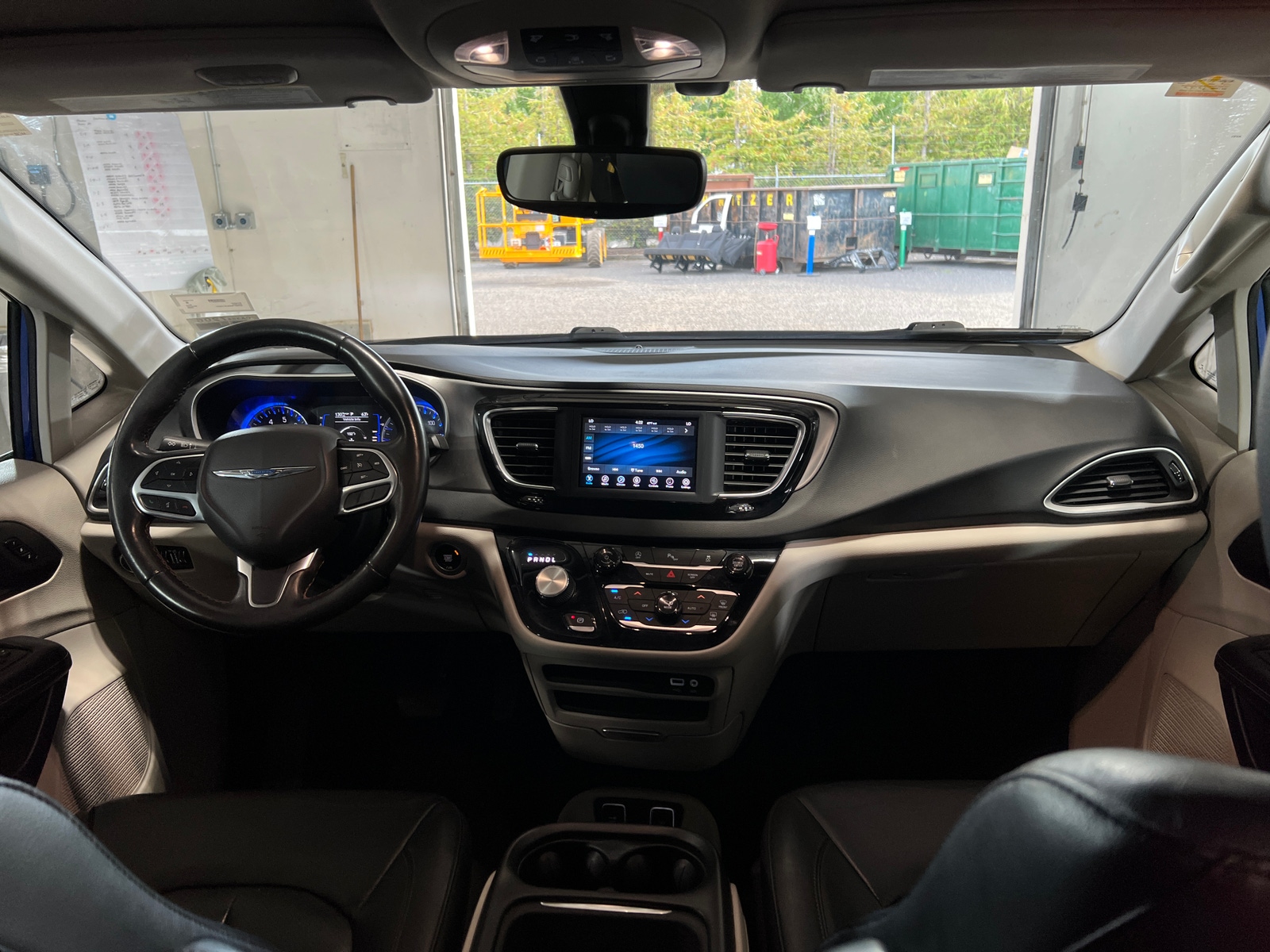 Thumbnail: 2020 Chrysler Pacifica - 2
