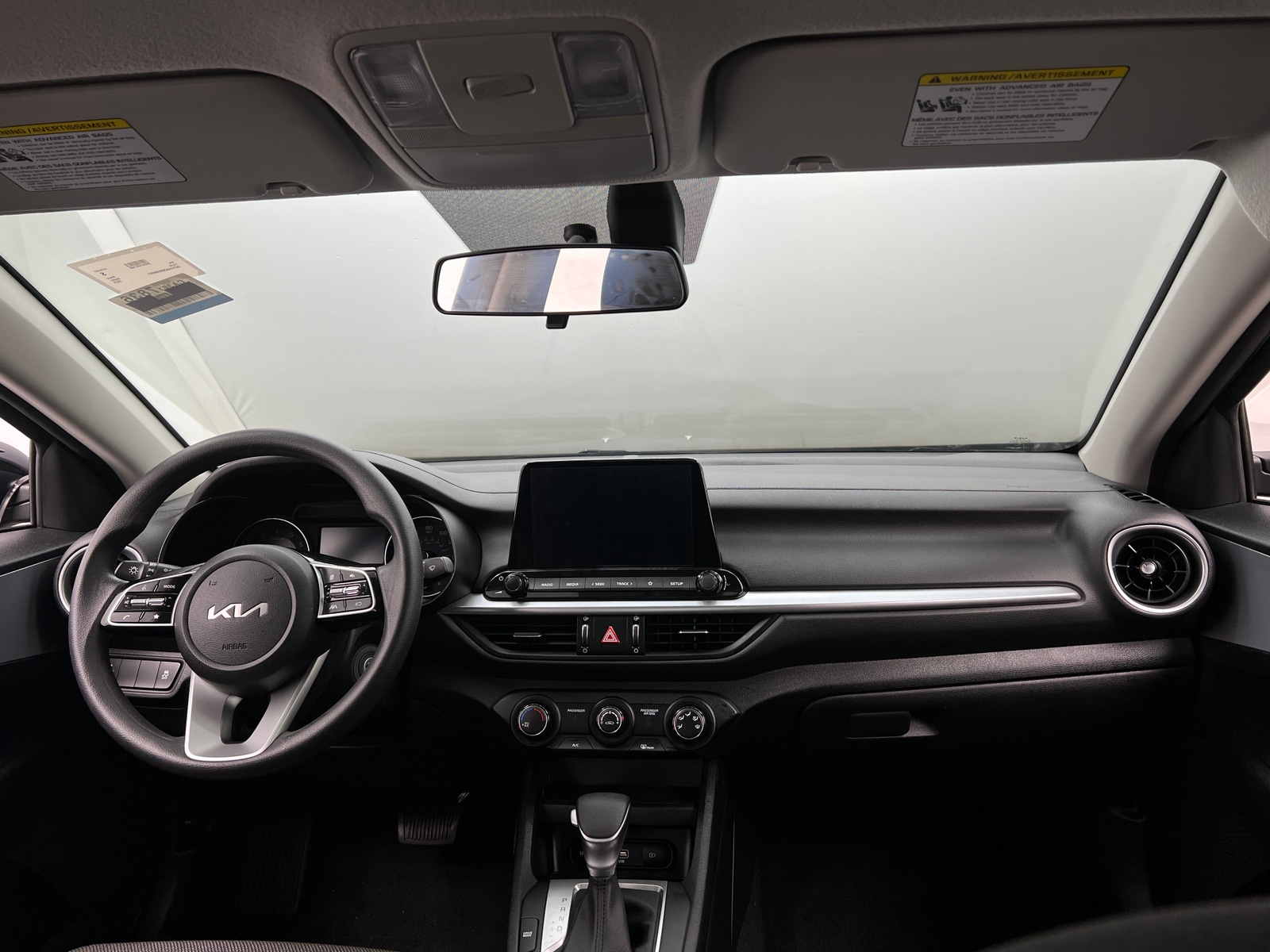Thumbnail: 2024 Kia Forte - 3