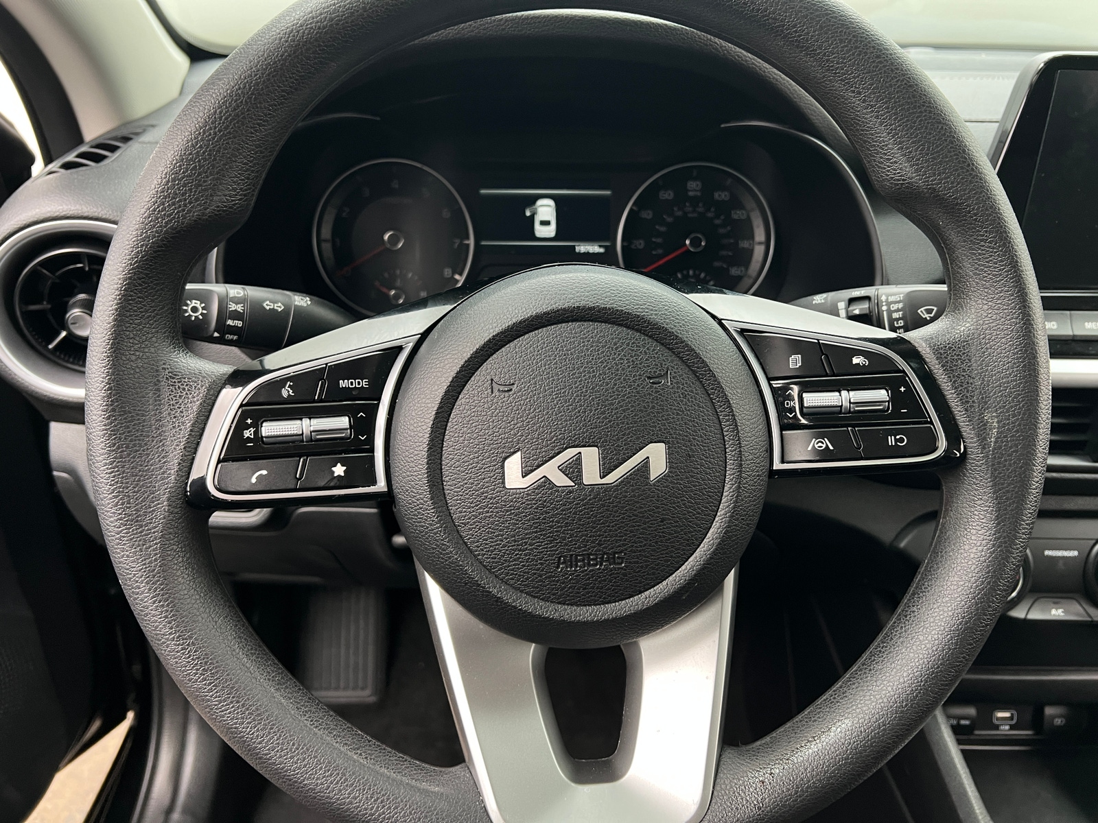 Thumbnail: 2024 Kia Forte - 5
