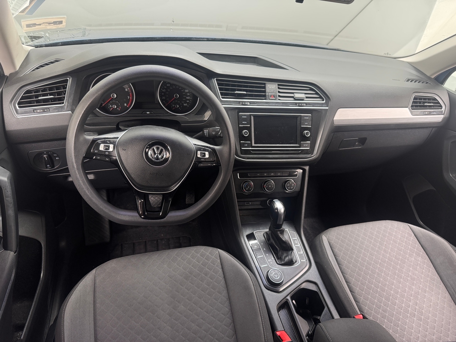 Thumbnail: 2019 Volkswagen Tiguan - 3