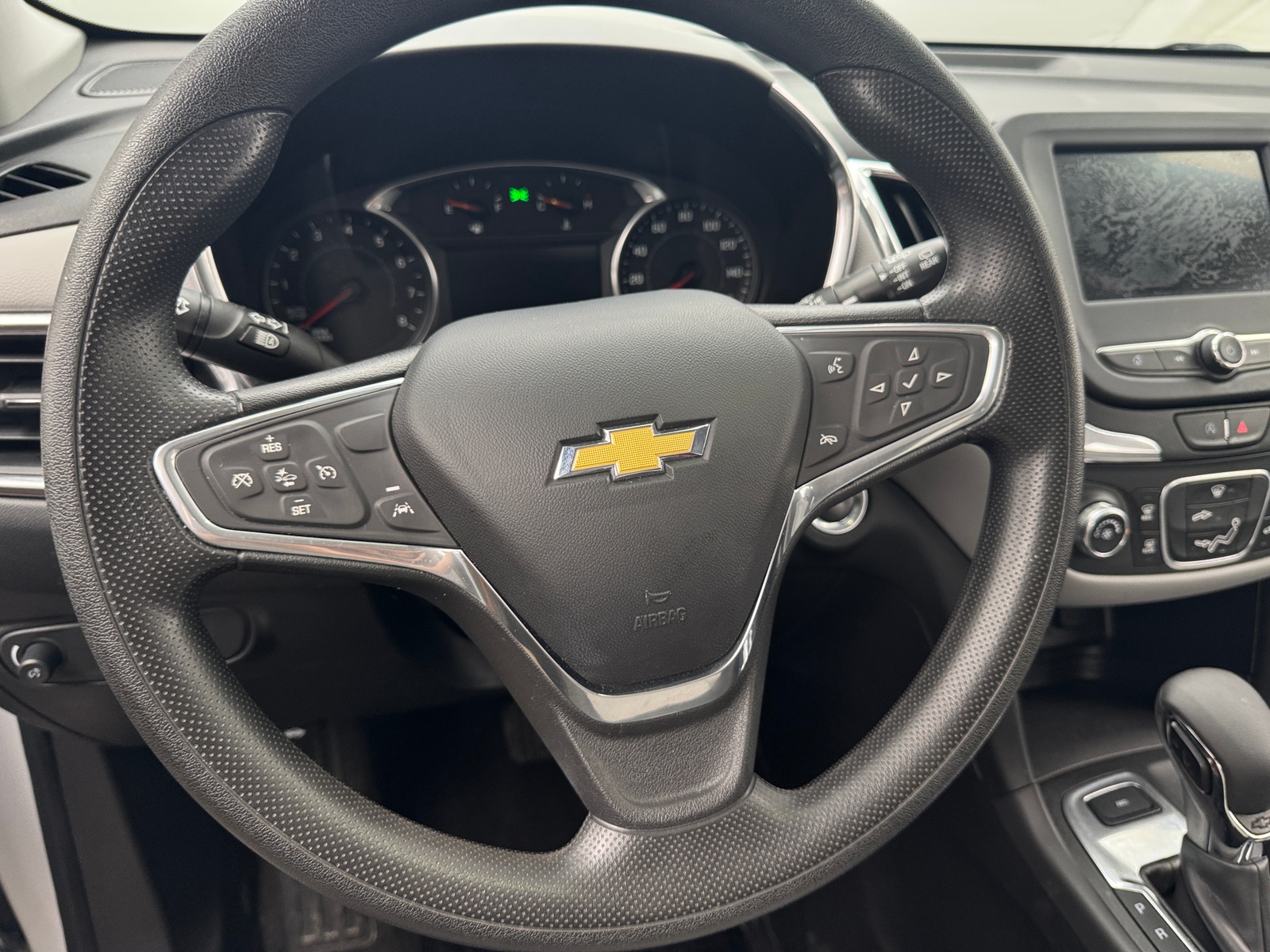 Thumbnail: 2022 Chevrolet Equinox - 5