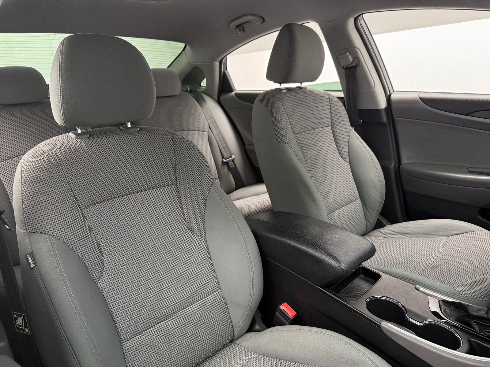 Thumbnail: 2011 Hyundai Sonata - 2