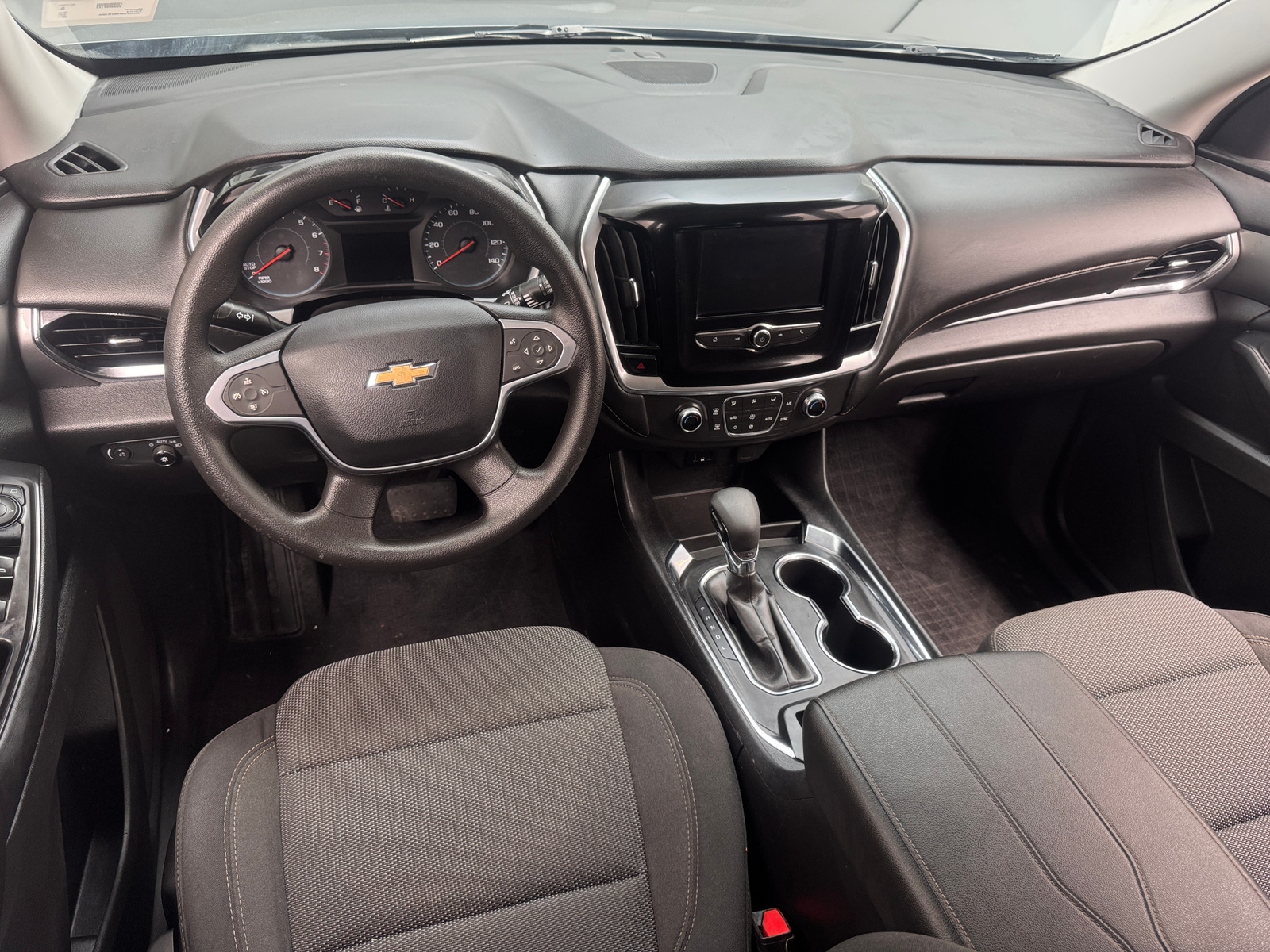 Thumbnail: 2021 Chevrolet Traverse - 3