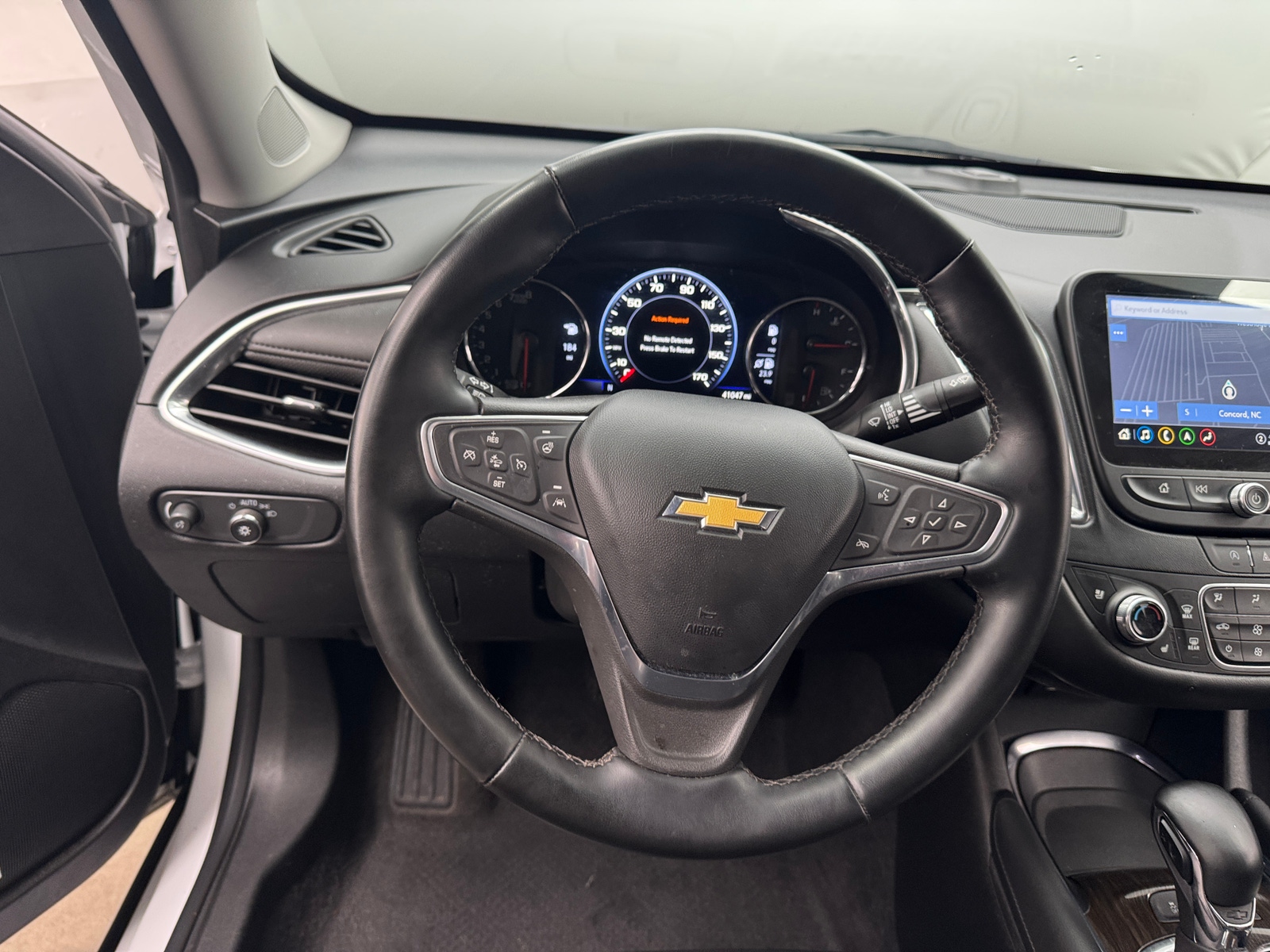Thumbnail: 2024 Chevrolet Malibu - 4