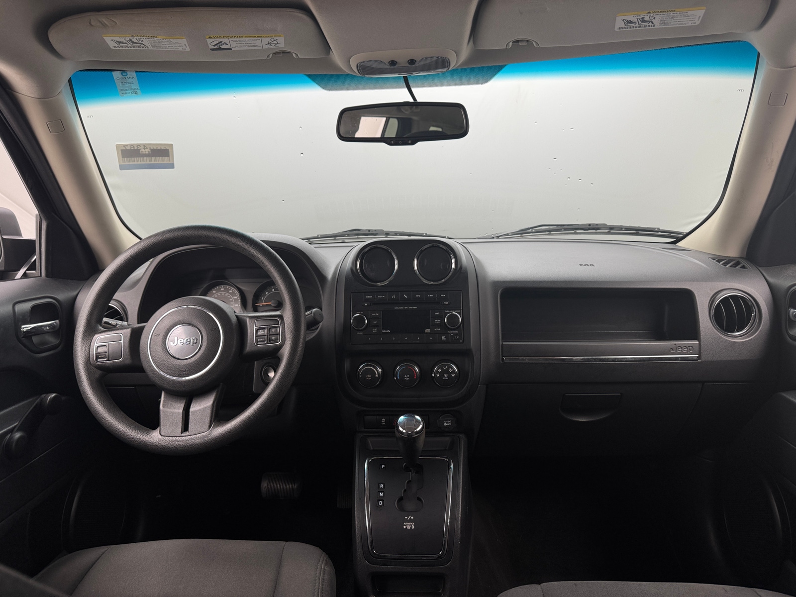 Thumbnail: 2016 Jeep Patriot - 3