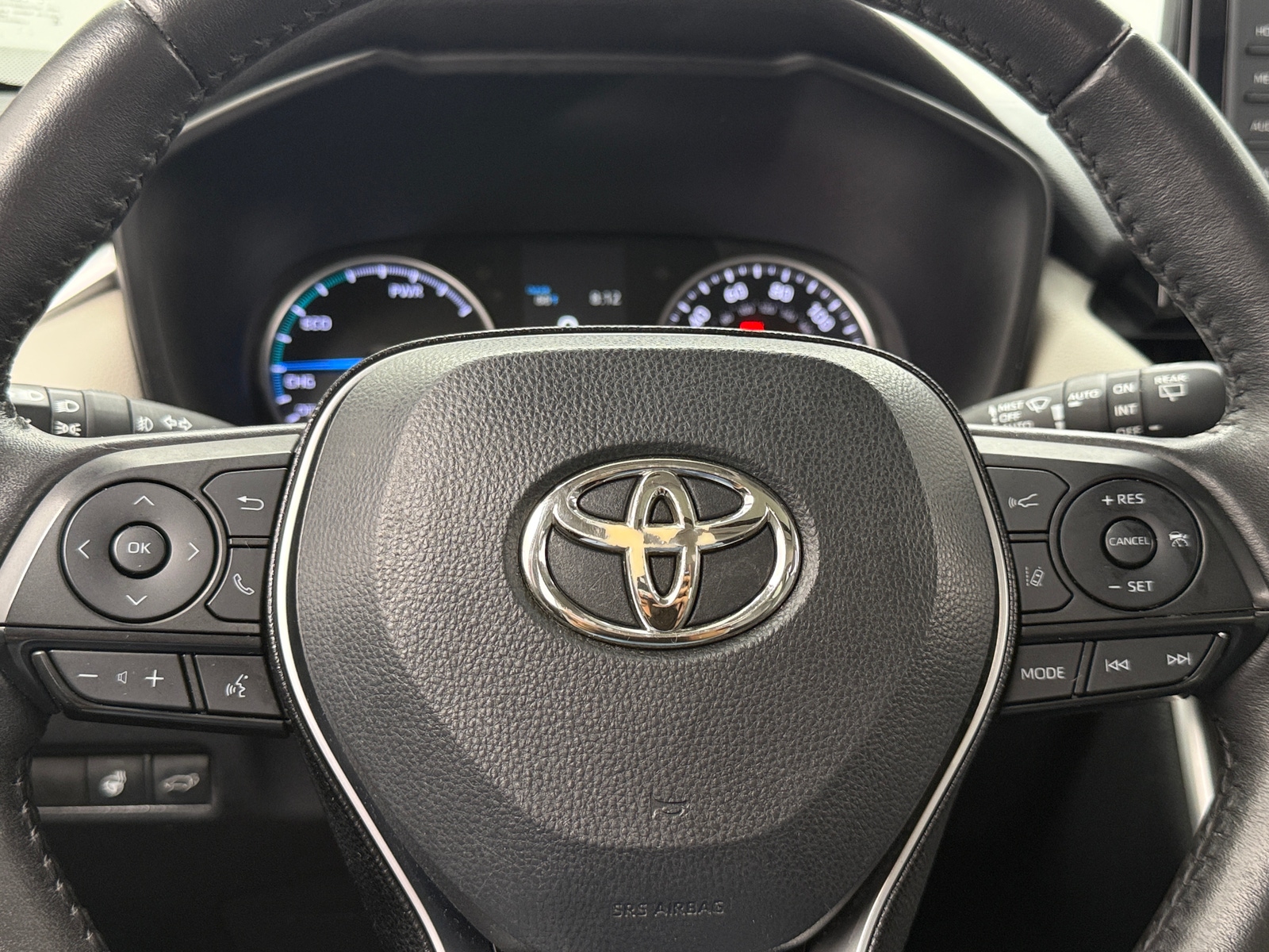 Thumbnail: 2021 Toyota RAV4 - 4