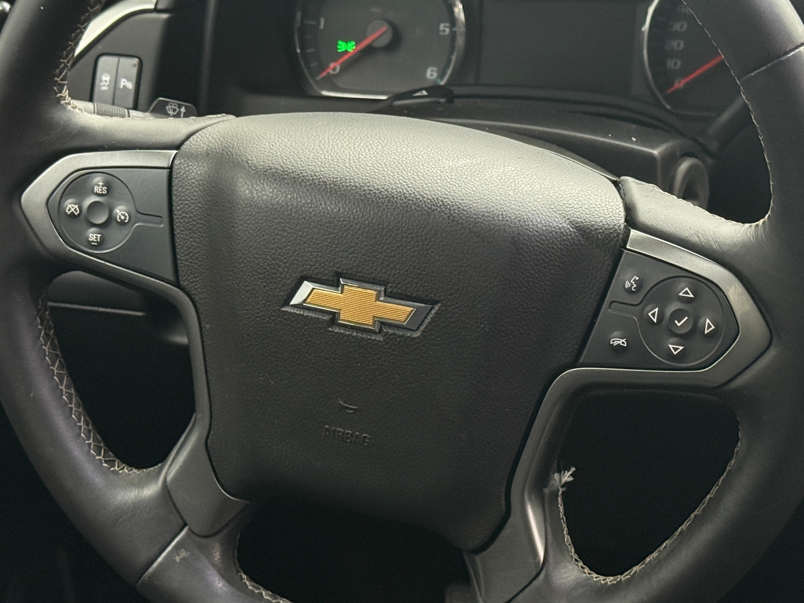 Thumbnail: 2015 Chevrolet Tahoe - 5